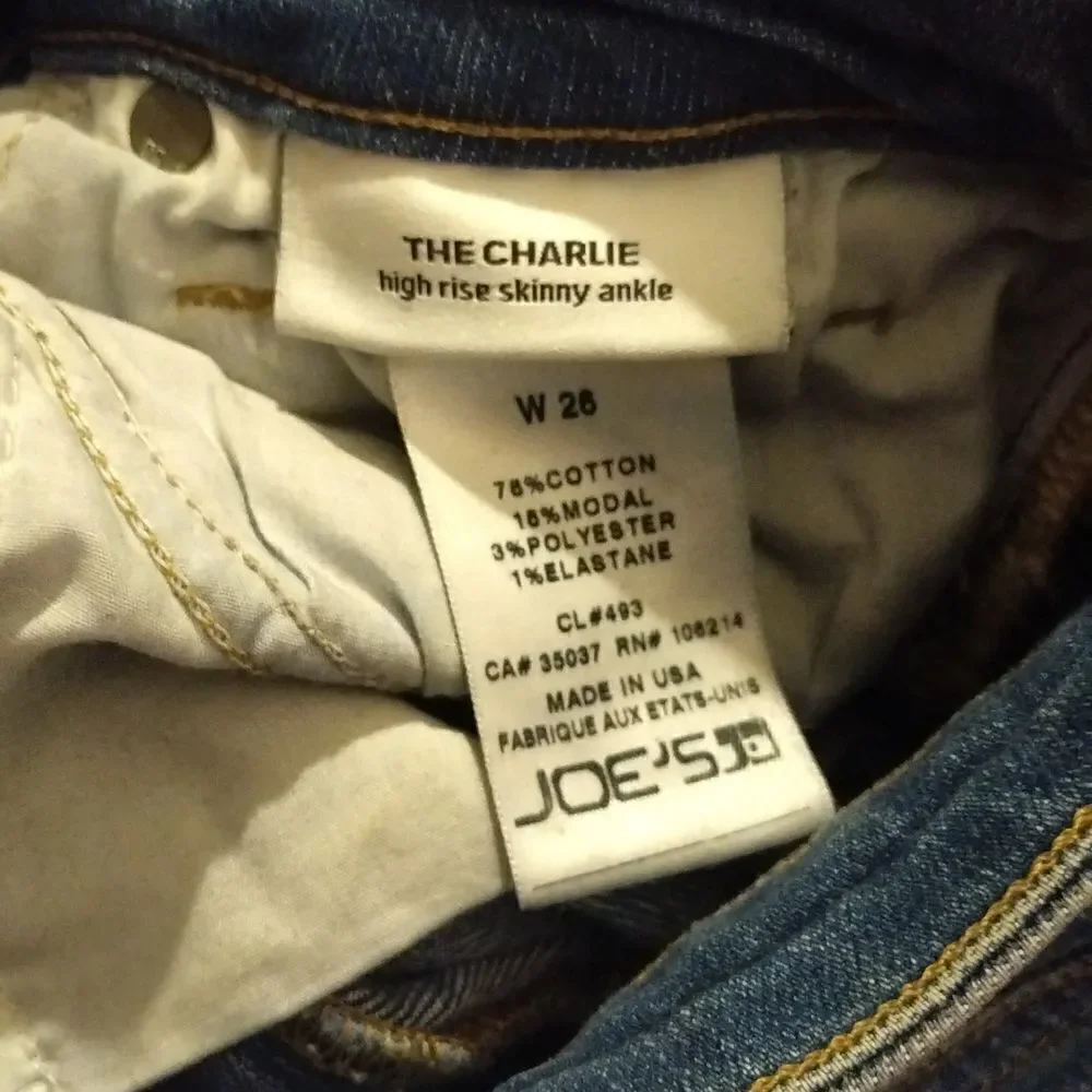Joe's The Charlie Distressed Skinny Jeans Sz 26 High Rise  Ankle Raw Hem Denim